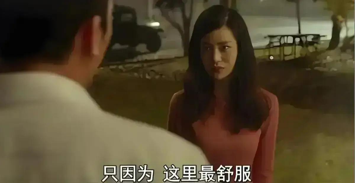 《骑骑上司妻》4K高清未删减版《骑骑上司妻》韩国禁忌伦理三人修罗场全集资源在线观看